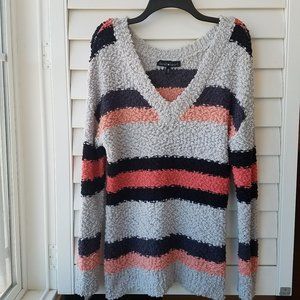 NWOT Derek Heart Soft & Cozy Oversized Horizontal Striped Sweater Size Small